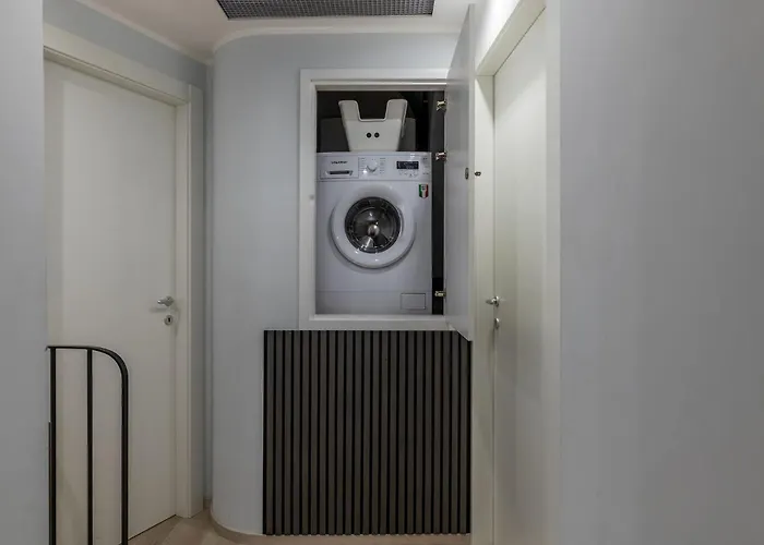 Guesthost - Scala Santa Apartment